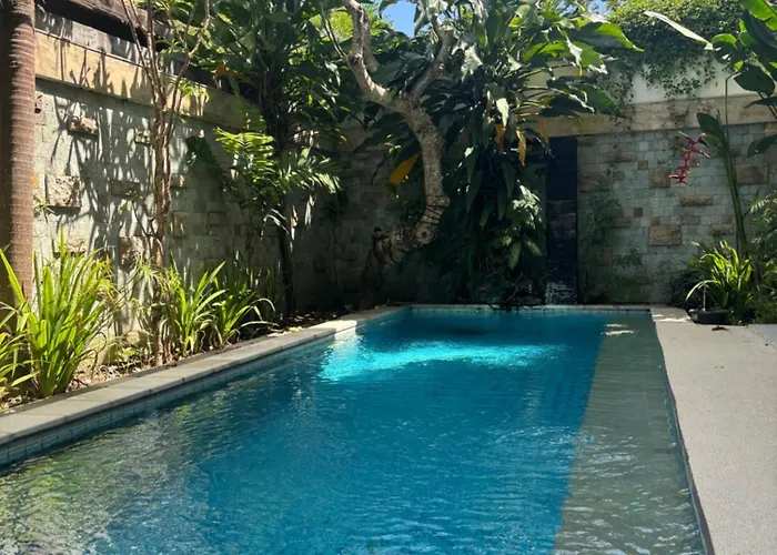 Sydney Paddy Field View 3 Bed, Private Villa